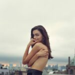 Darla Baker Sexy & Topless (5 Photos)