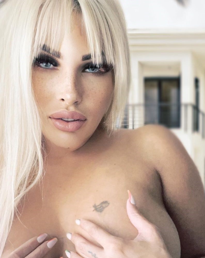 Kendra and hailee nude