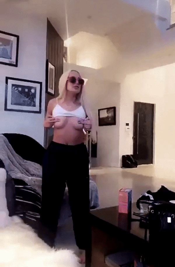 Tana Mongeau Topless (2 Pics + GIF)