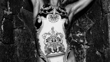 Edie Campbell Sexy & Topless (17 Photos)