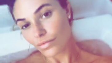 Samantha Hoopes Sexy & Topless (13 Pics + GIFs)