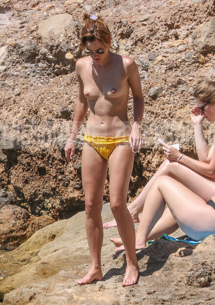 Emma Watson Topless 1 Photo