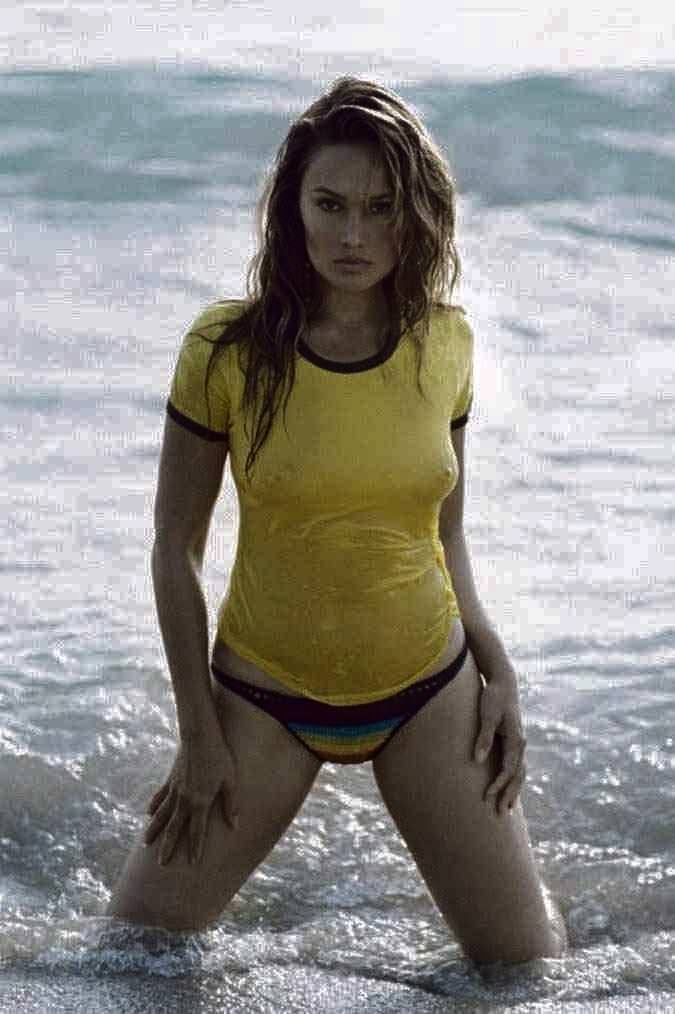 Tia Carrere