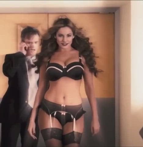 Kelly Brook in Keith Lemon The Film 12