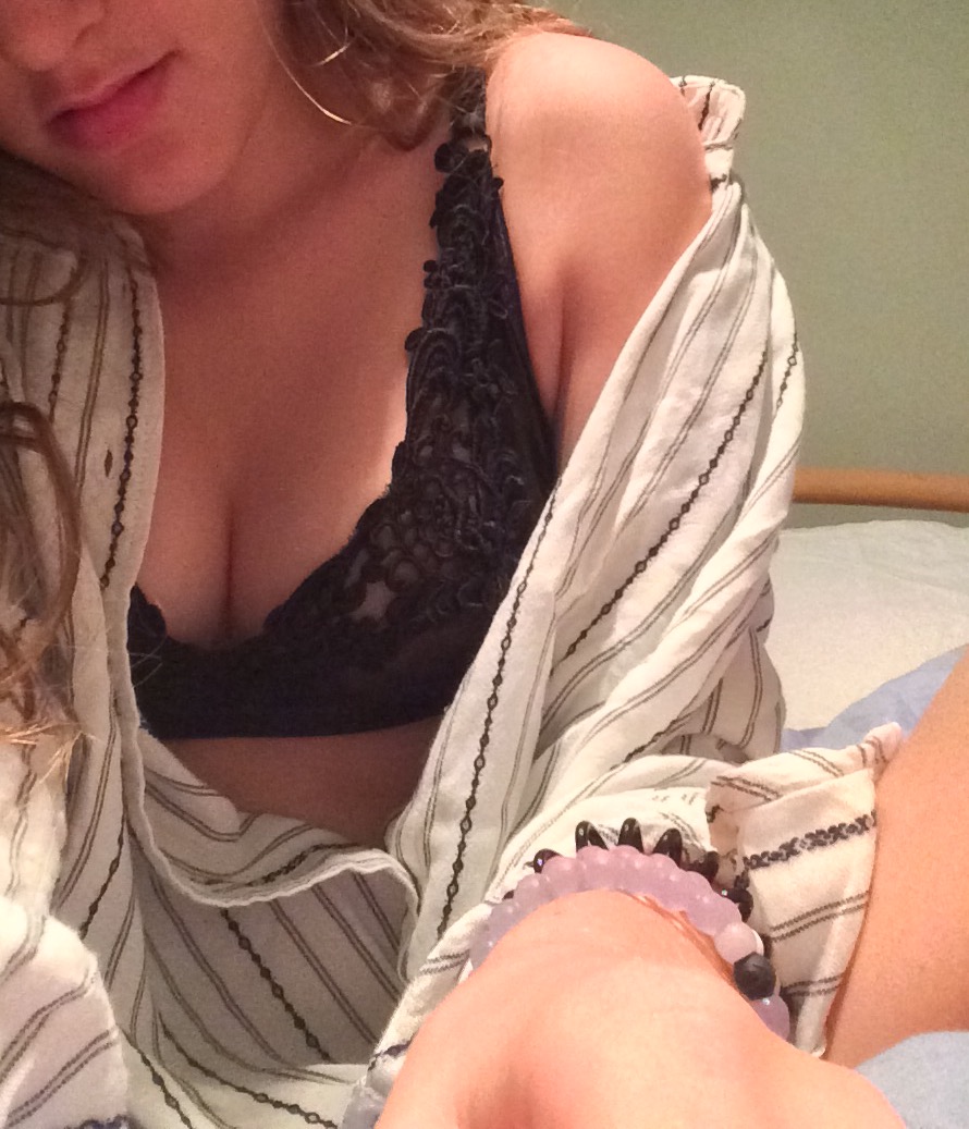 Michelle DeShon Leaked 4 Photos