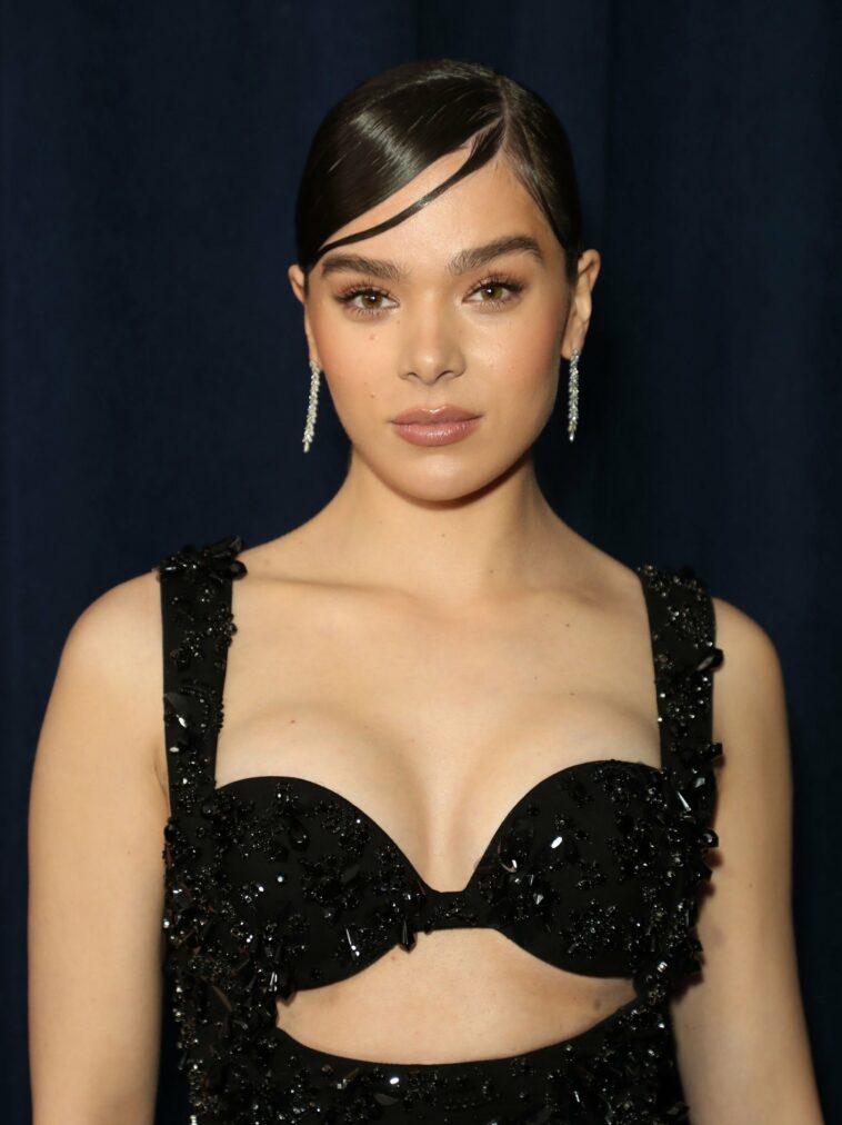 Hailee Steinfeld