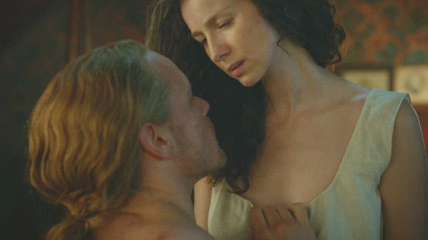 Caitriona Balfe in Outlander S06E01 2022