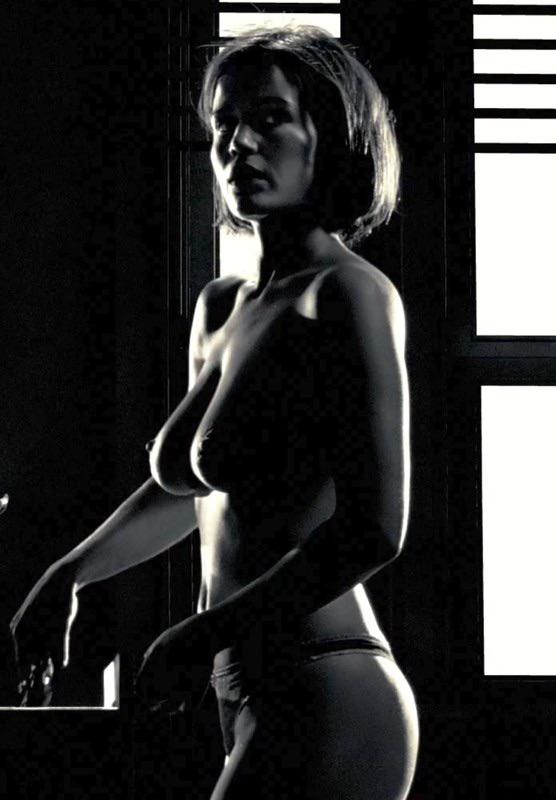 Carla Gugino Sin City 2005