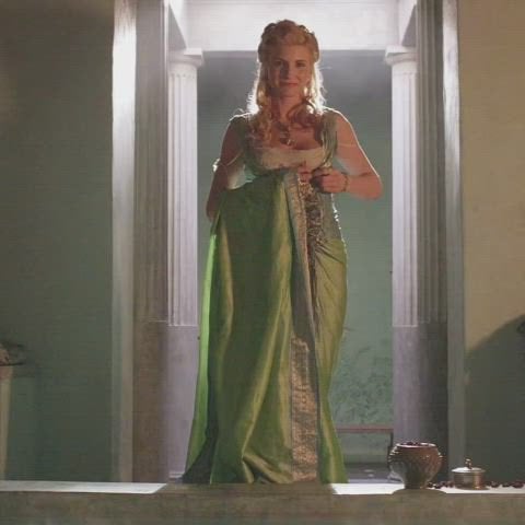 Viva Bianca in Spartacus S01E10 2010