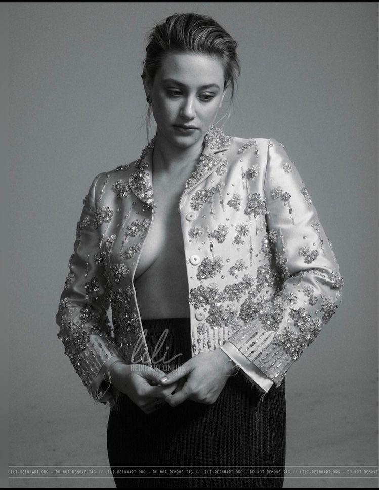 Lili Reinhart