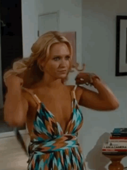 Nicky whelan in hall pass and house of lies