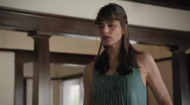 Amanda Peet Togetherness 1x02