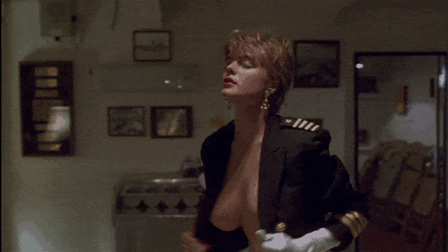 Erika Eleniak