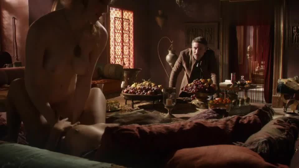 Esme Bianco and Sahara Knite in Game Of Thrones.jpg