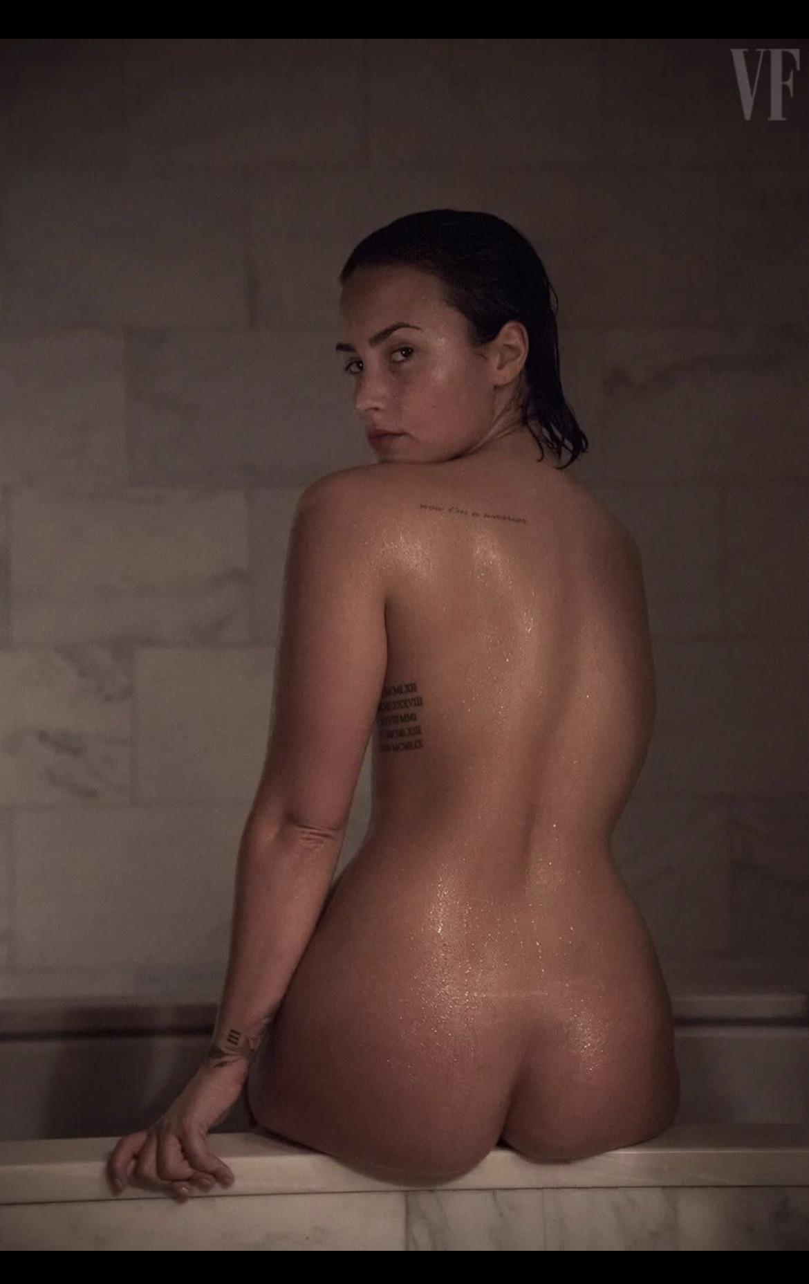 Demo Lovato has a nice ass
