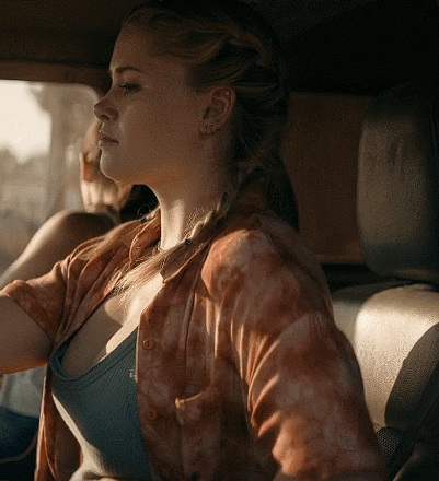 Virginia Gardner in Fall