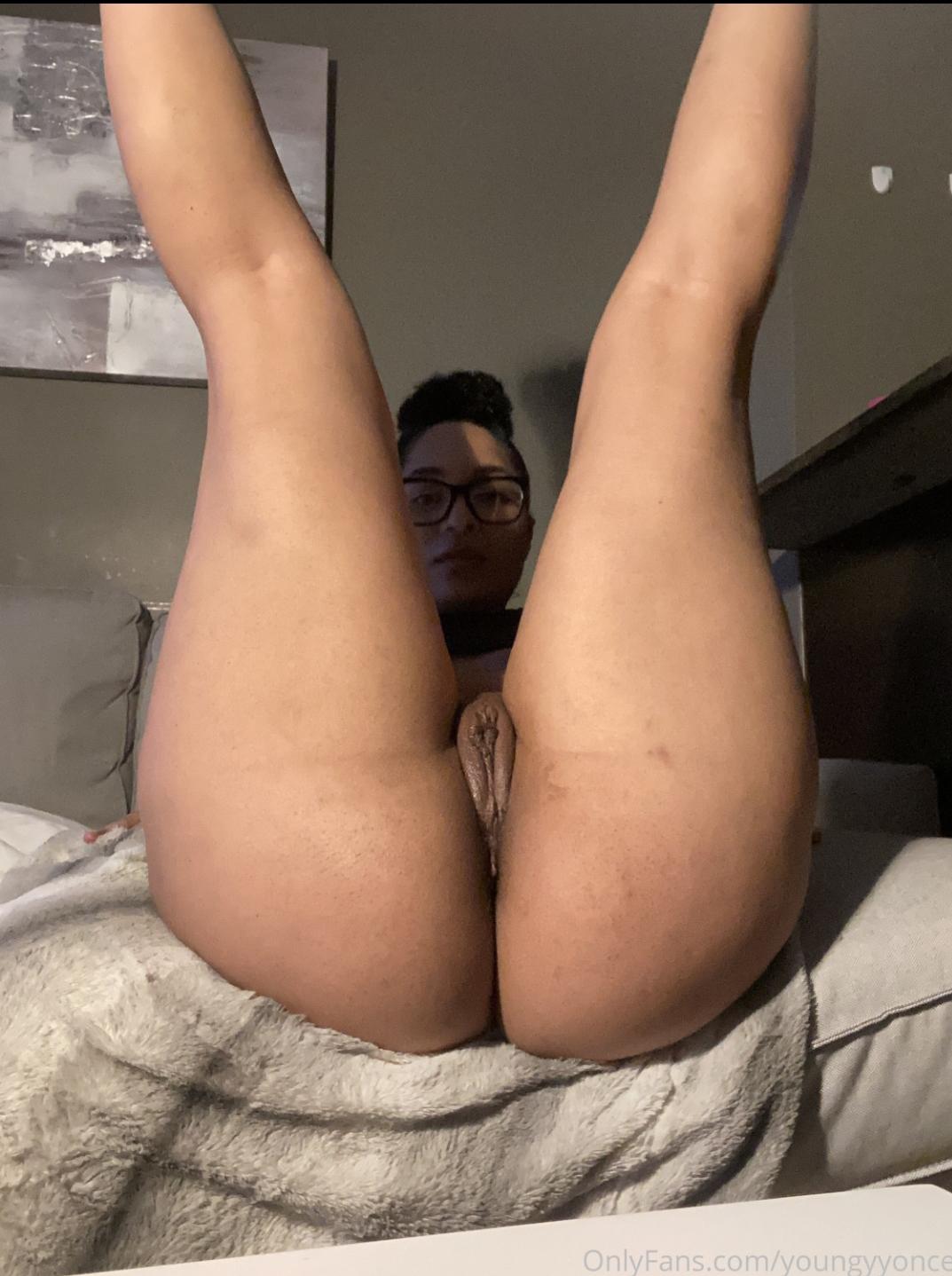 youngyyonce Nude OnlyFans Leaks 2