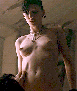 Rooney Mara in The Girl with the Dragon Tattoo 2011.gif