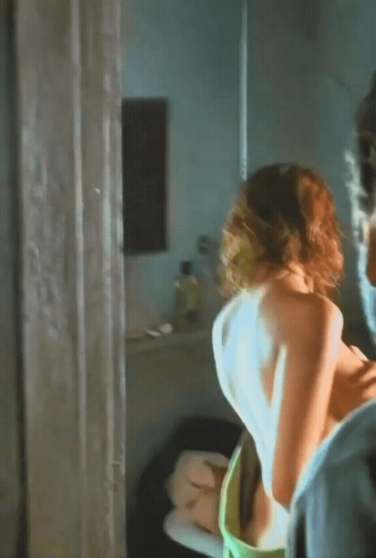 Scarlett Johansson in A Love Song for Bobby Long.gif