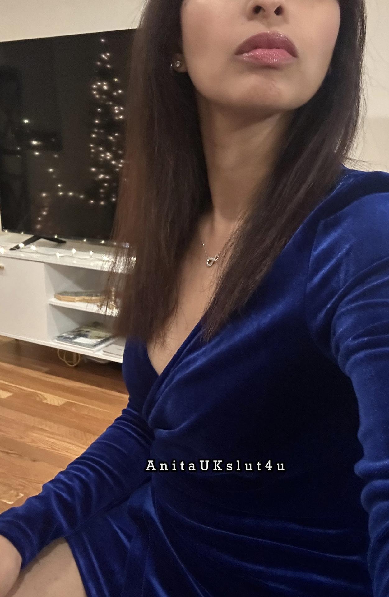 AnitaUkSlut4U / anitauks4u Nude OnlyFans Leaks 5