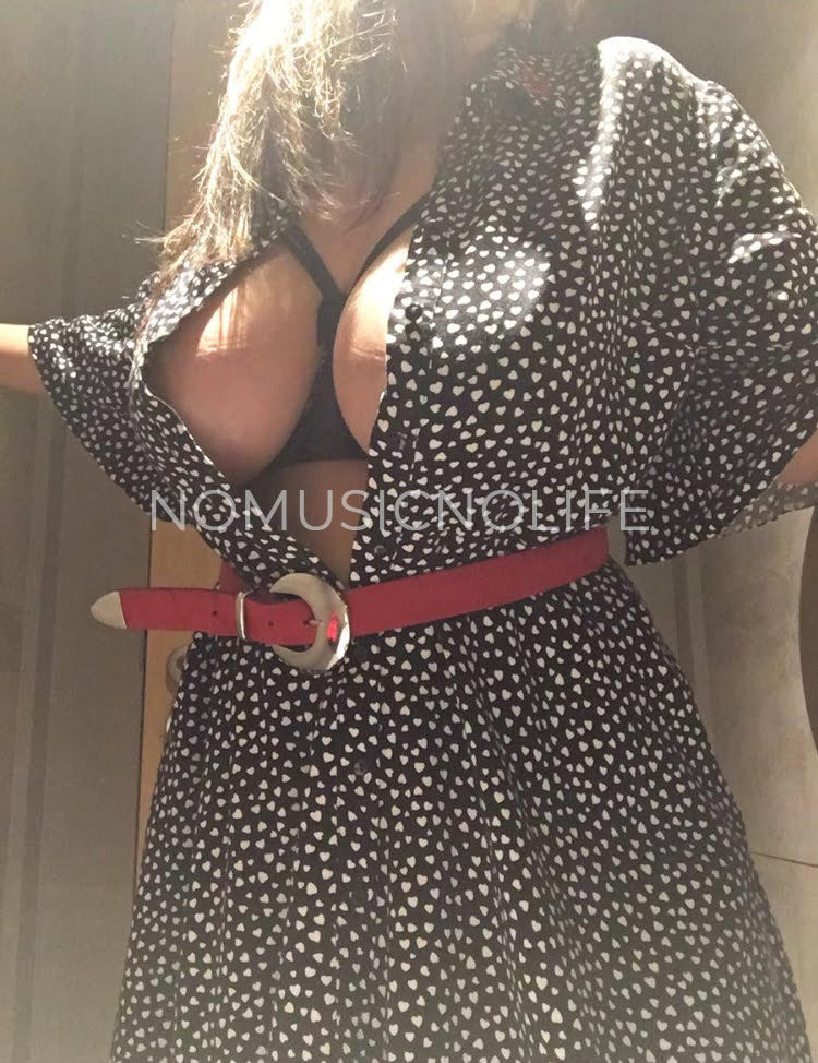 NoMusicNoLife Nude OnlyFans Leaks 26