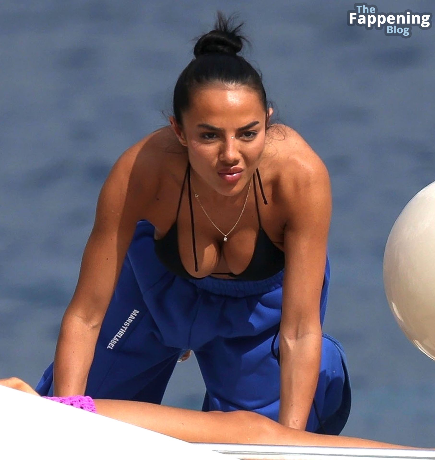 Arianna Ajtar Puts on a Bikini Show with Her Pals.jpg