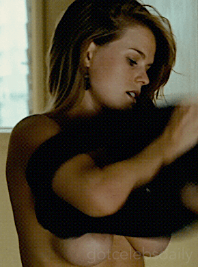 Alice Eve.gif