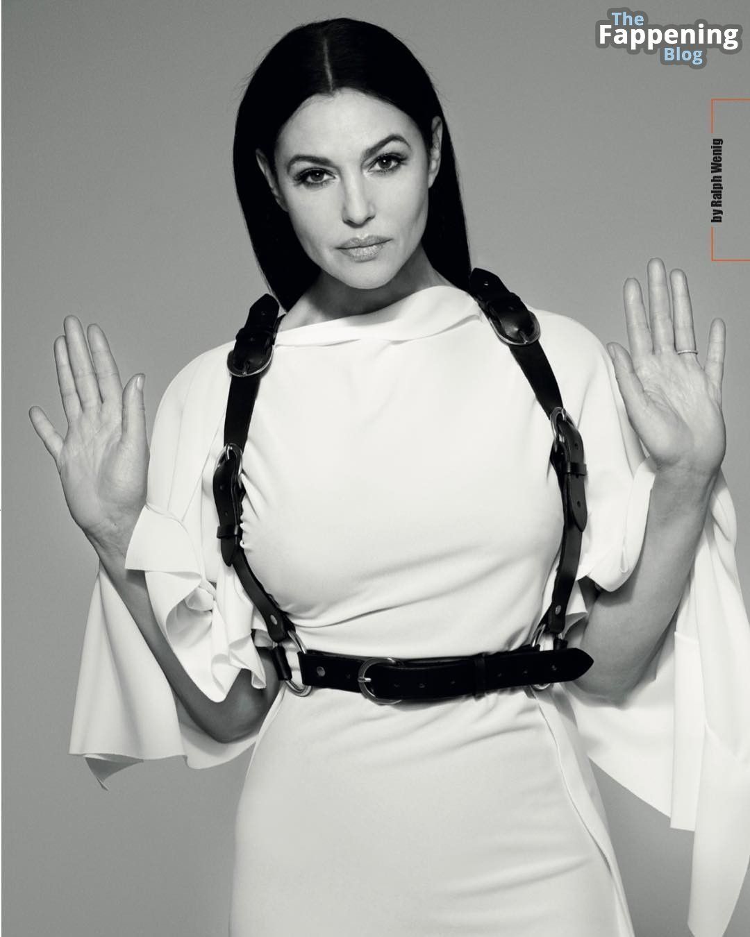 Monica Bellucci Sexy – 7000magazine 6 Photos.jpg