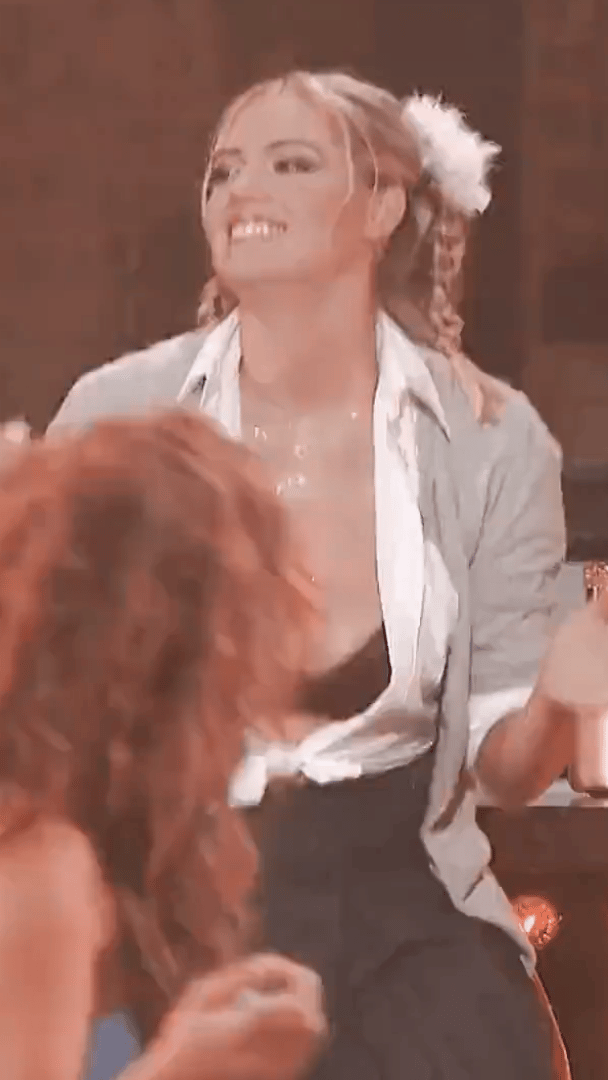 Kate Upton bouncing tits on Lip Sync Battle.gif