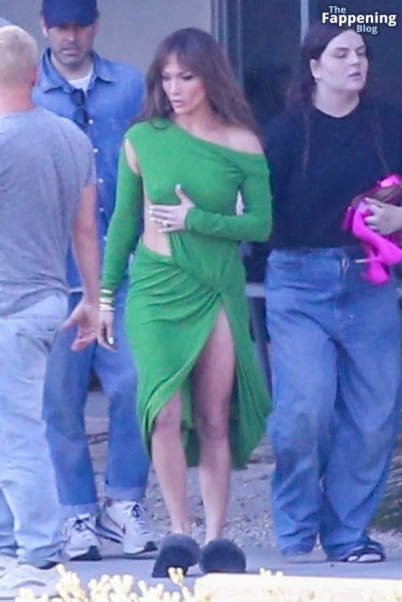 Jennifer Lopez Turns Heads During a Shoot in Hollywood Hills.jpg