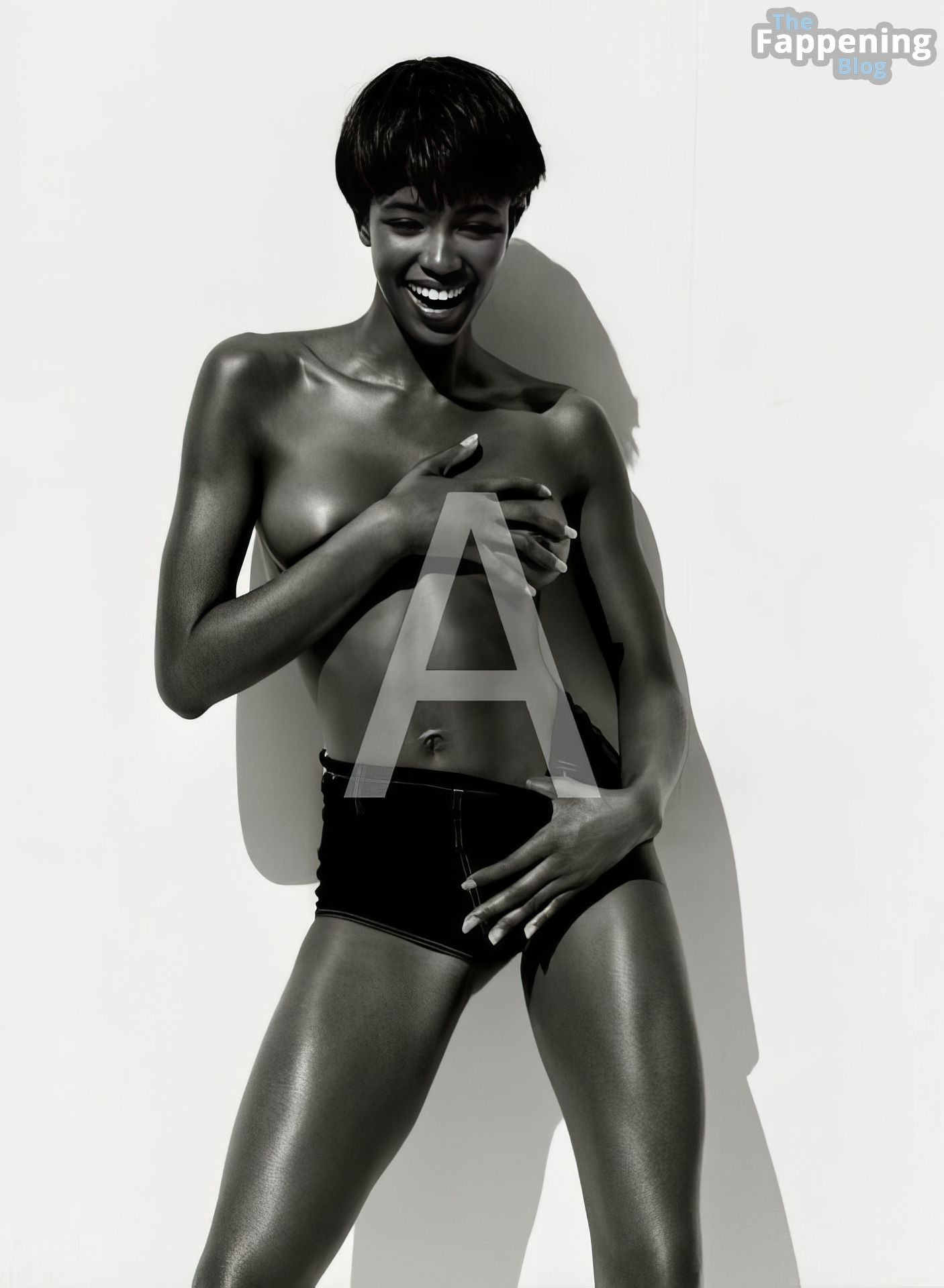 Naomi Campbell Nude Sexy 118 Photos.jpg