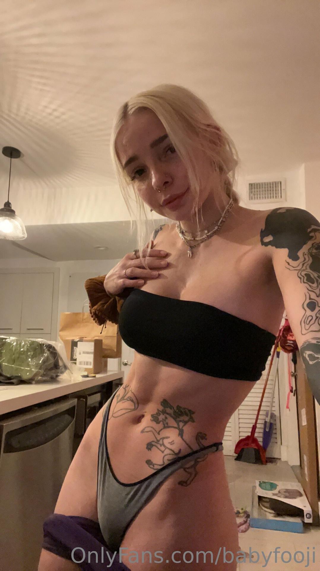 babyfooji / peachtot Nude OnlyFans Leaks 6