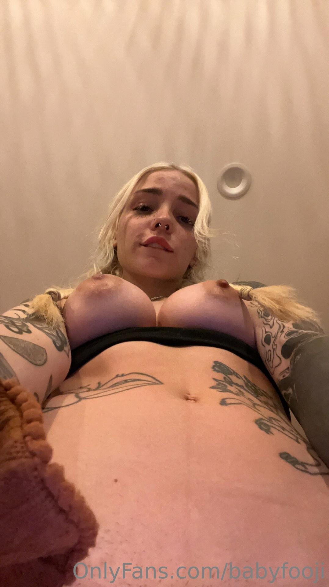 babyfooji / peachtot Nude OnlyFans Leaks 15