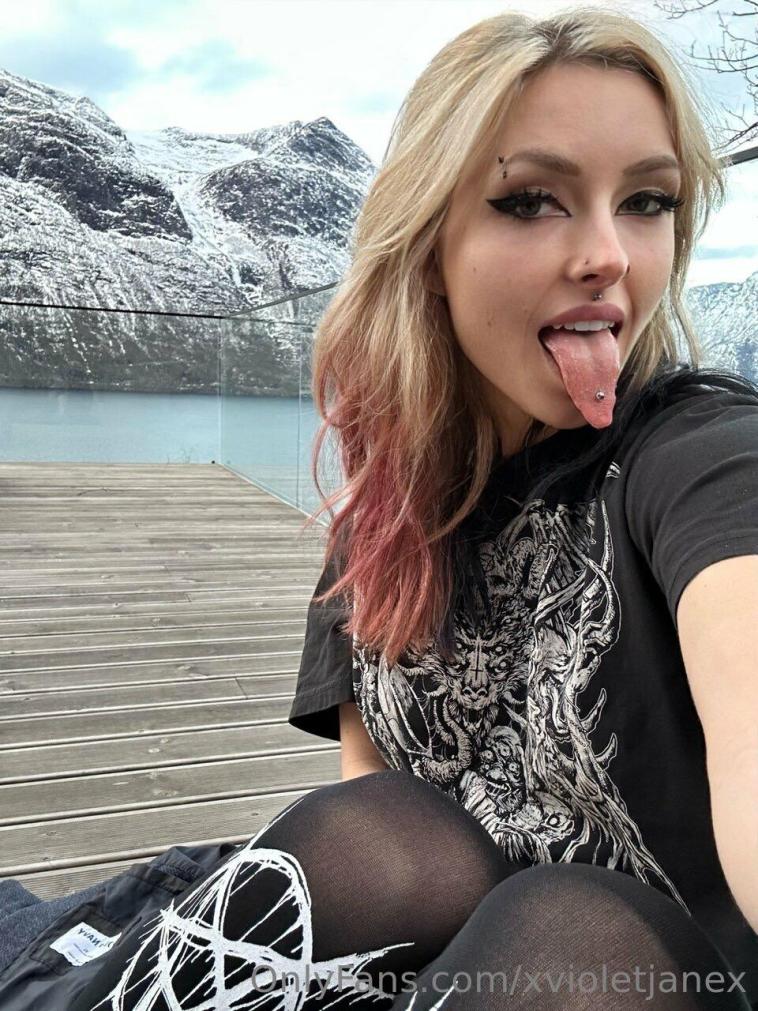 Violet Jane xvioletjanex Nude OnlyFans Leaks 7 Photos.jpg