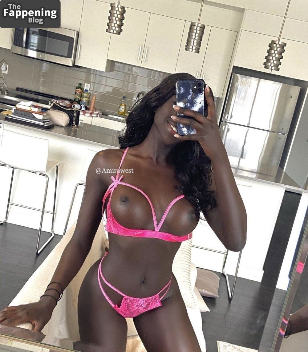 Amira West Nude OnlyFans 8 Photos.jpg