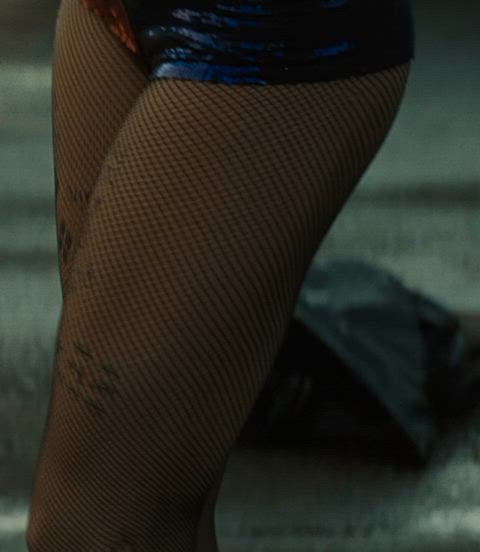 Margot Robbie in Suicide Squad 60fps.jpg