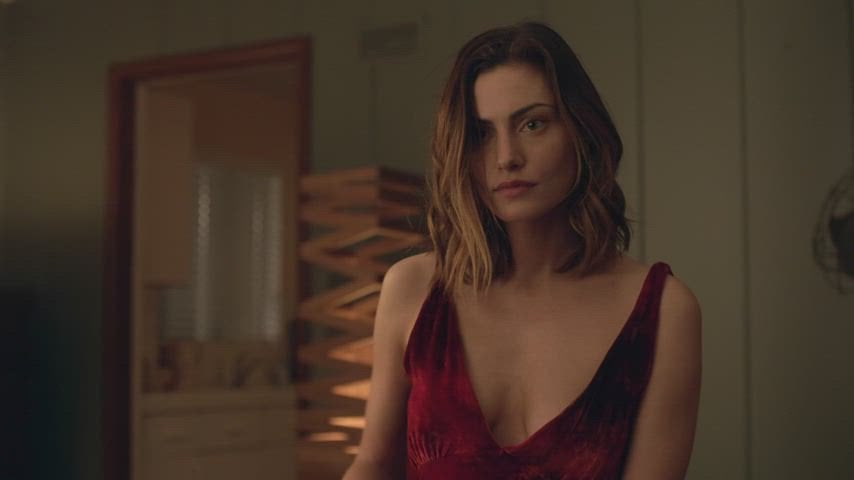 Phoebe Tonkin The Affair 2018.jpg