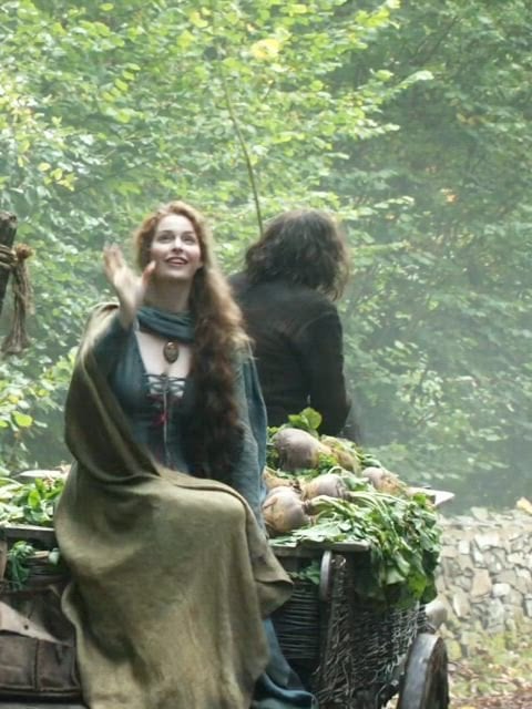 Esme Bianco in Game of Thrones S01E06 2011.jpg