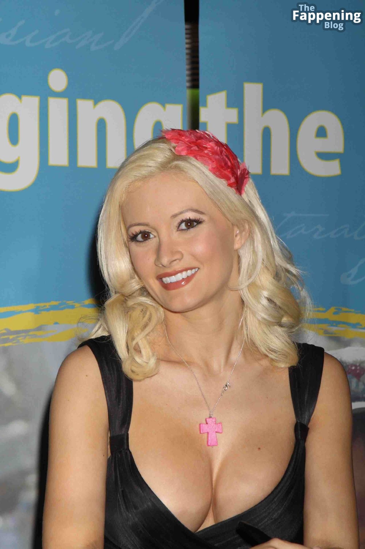 Holly Madison Nude Sexy Collection – Part 2 65.jpg