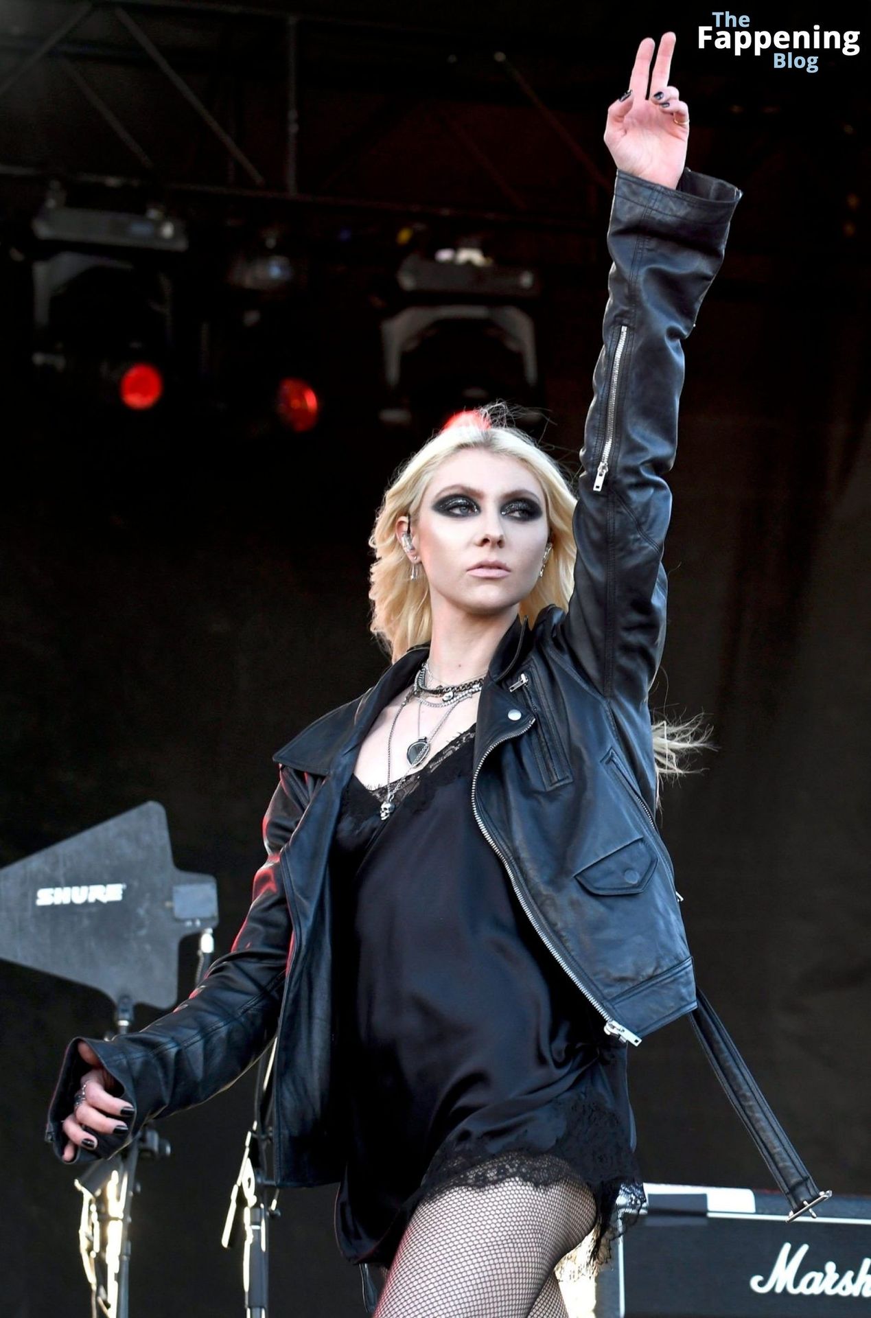 Taylor Momsen Performs On Stage During Innings Festival 2023 9.jpg