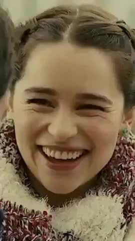 Emilia Clarke cute mode and naughty mode.jpg