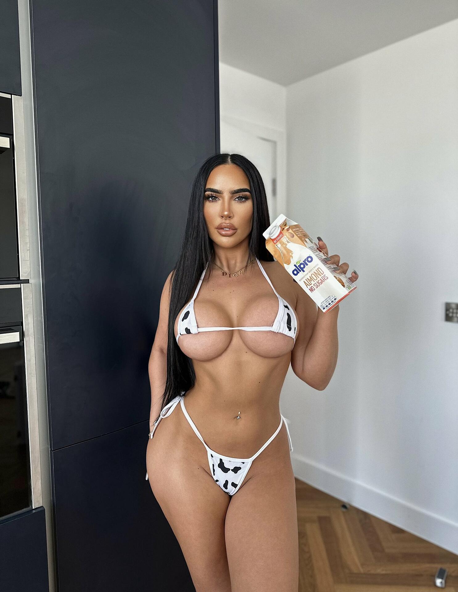 Iri who Nude OnlyFans Leaks 8 Photos.jpg