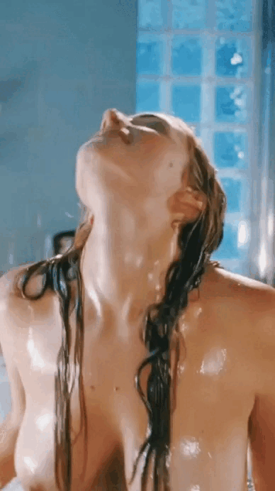 Jessica Pare Hot Plot From Time Machine 2010.gif