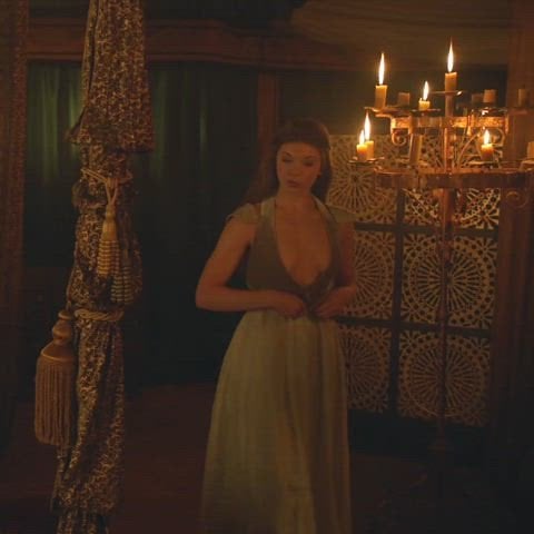 Natalie Dormer In Game of Thrones S02E03 2012.jpg