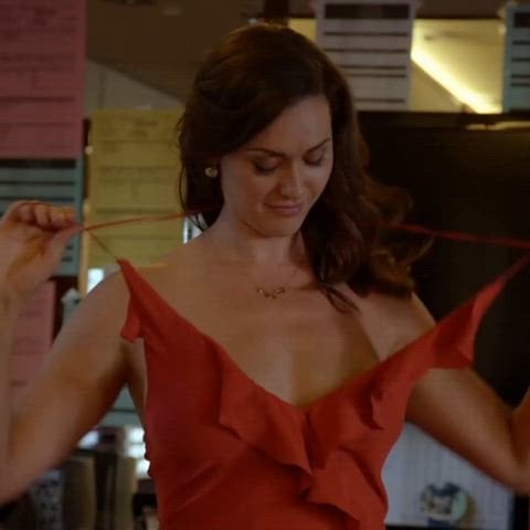 Sarah Power in Californication 2012.jpg