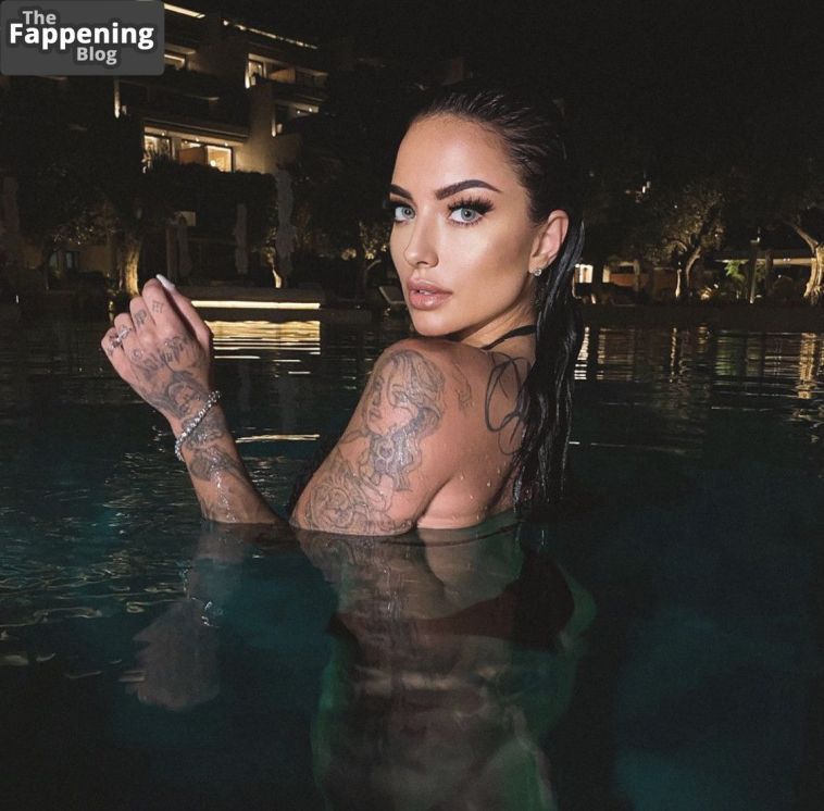 Cherry Rebelle Nude OnlyFans Sexy Mix 8 Photos.jpg