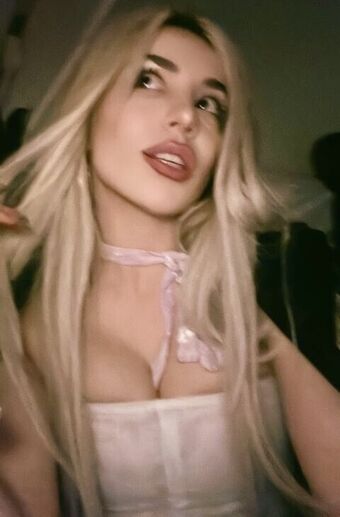Ava Max Nude Leaks OnlyFans Photo 65