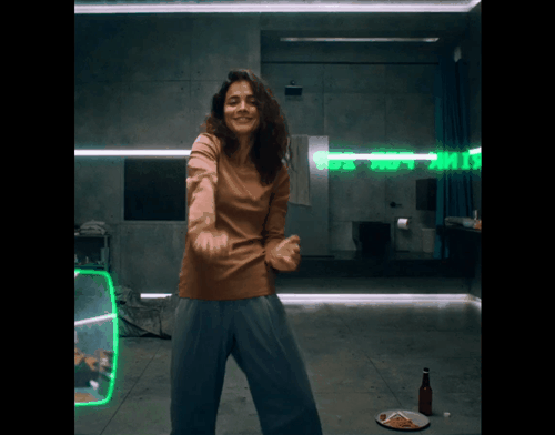 Alice Braga in Share 2023.gif