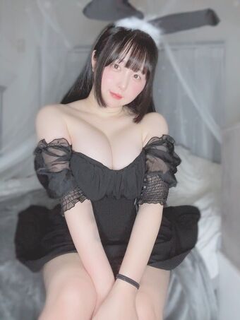 Milky Ueda https milkyueda1023 Nude Leaks OnlyFans –.jpg