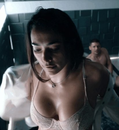 Natalie Martinez.gif